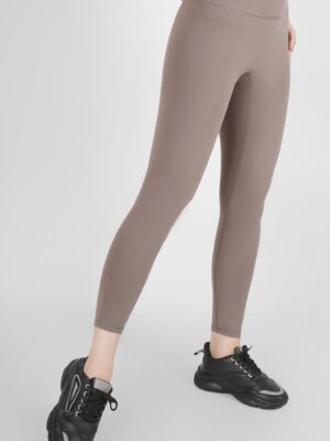 HSP00325 Cropped (1)